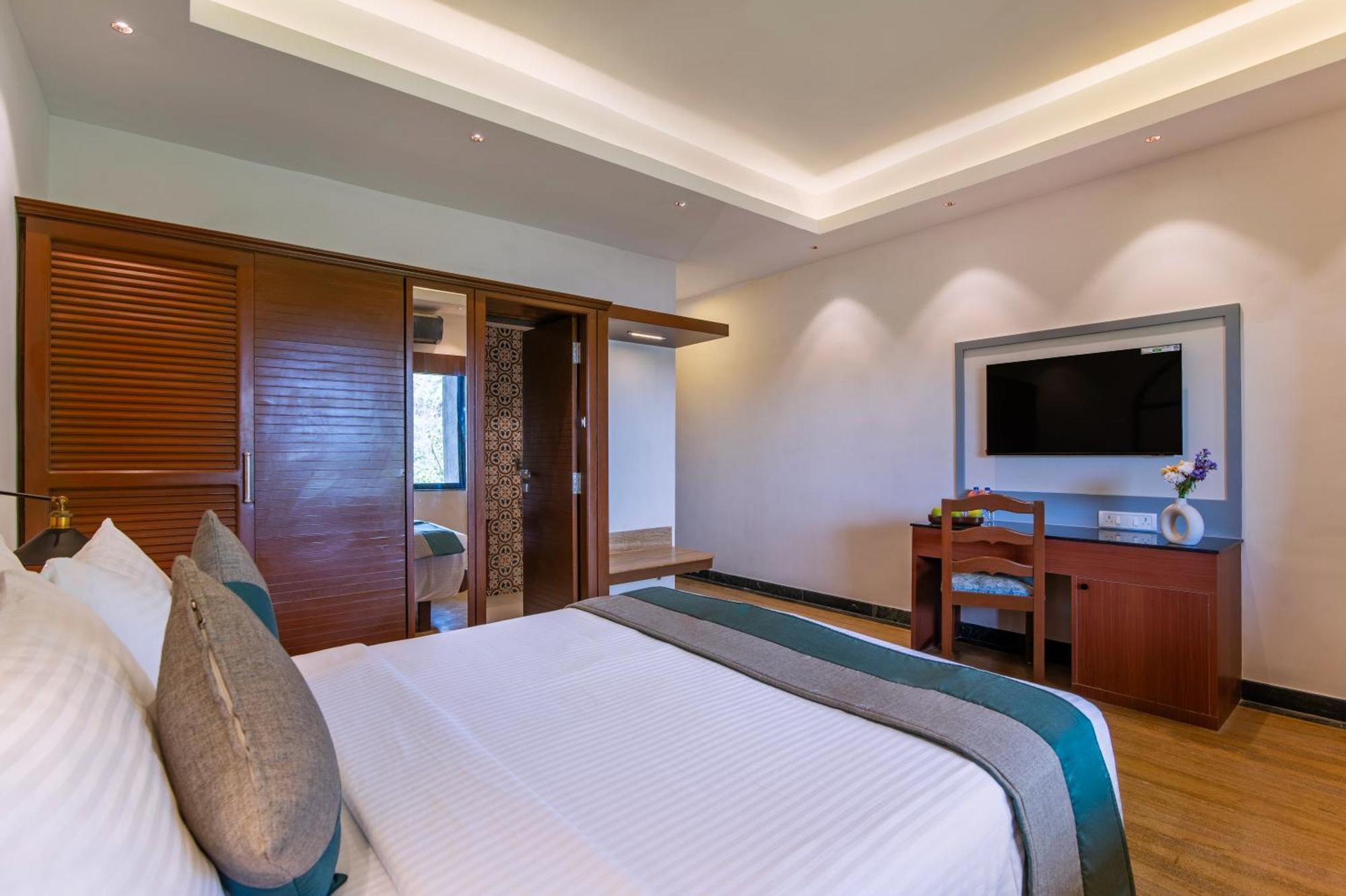 Sterling Karwar Hotel Exterior photo