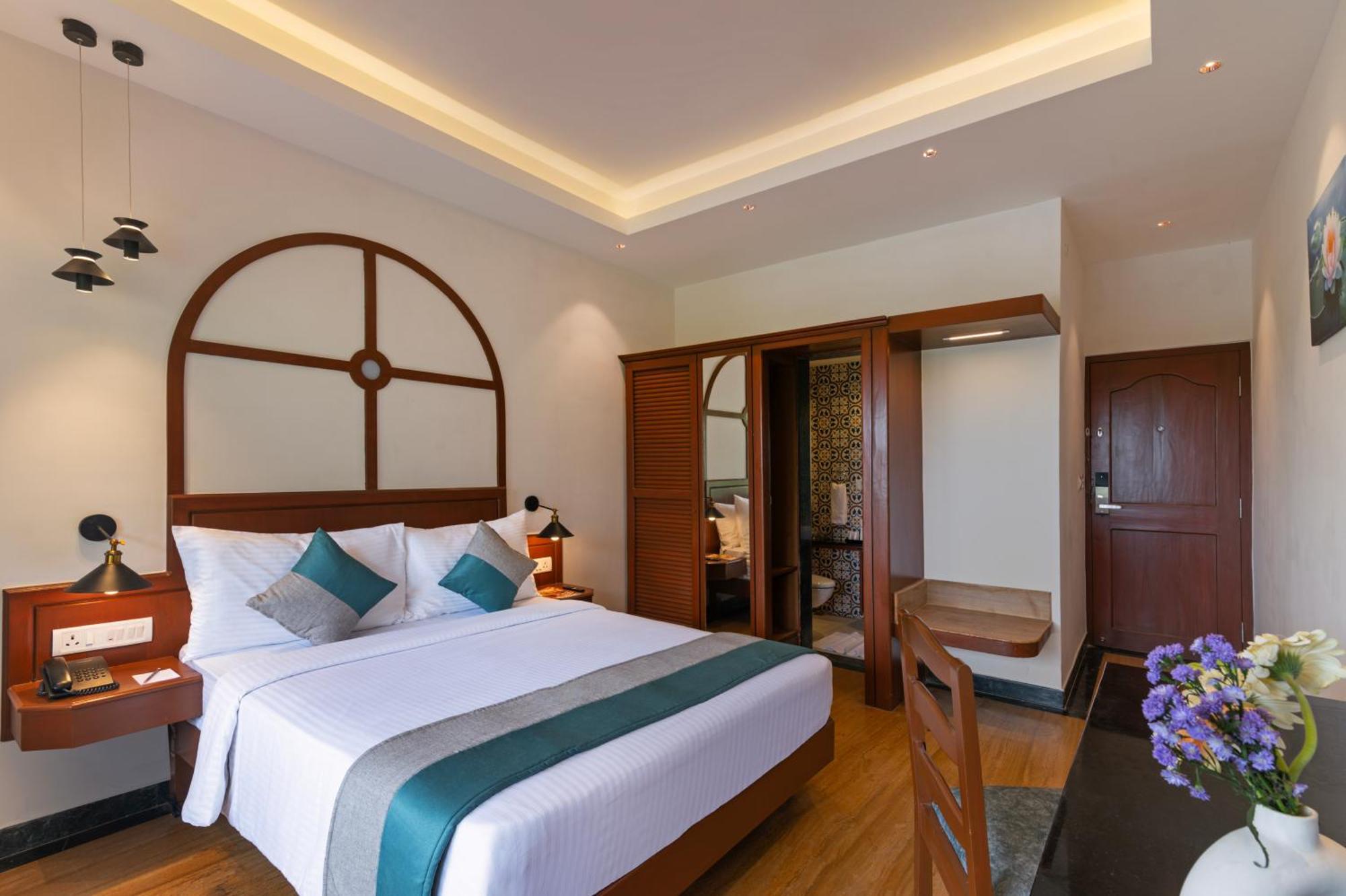 Sterling Karwar Hotel Exterior photo