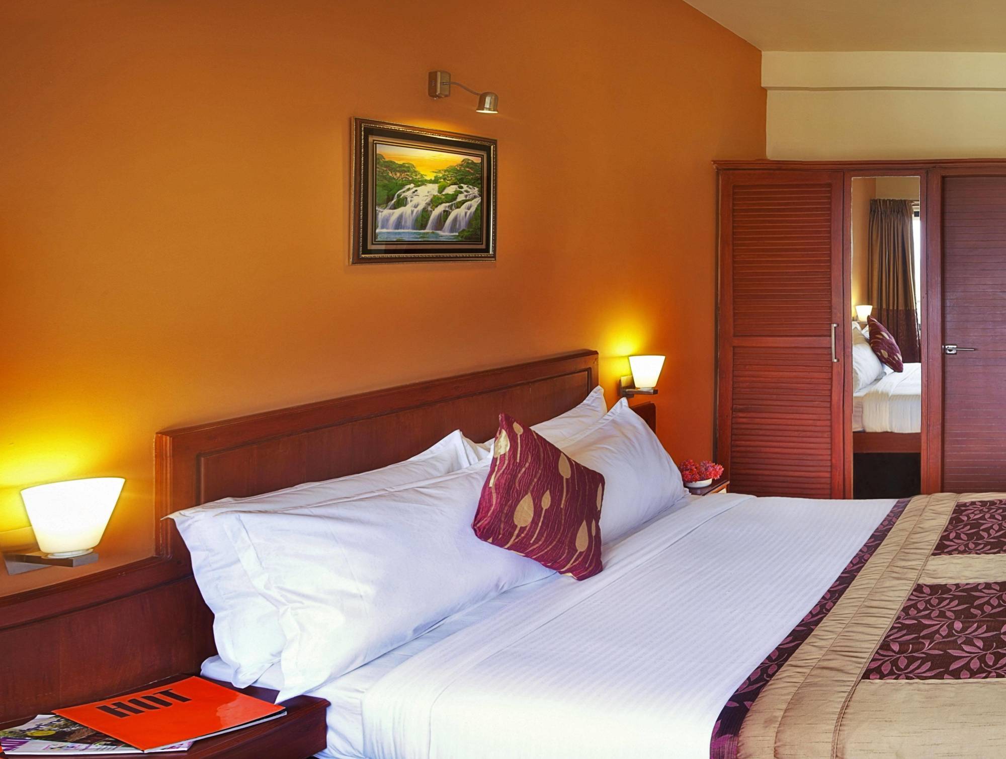 Sterling Karwar Hotel Exterior photo